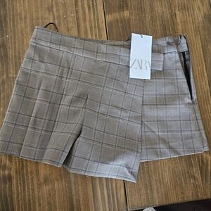 NWT - Zara Brown Plaid Skort